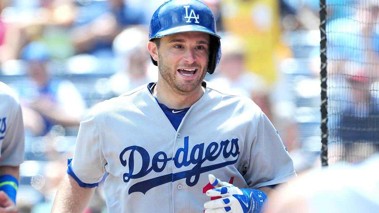 Gordon sets table, Dodgers take 3 of 4 from reeling Braves